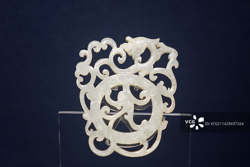 上海博物馆 “螭凤纹饰” 明朝图片素材