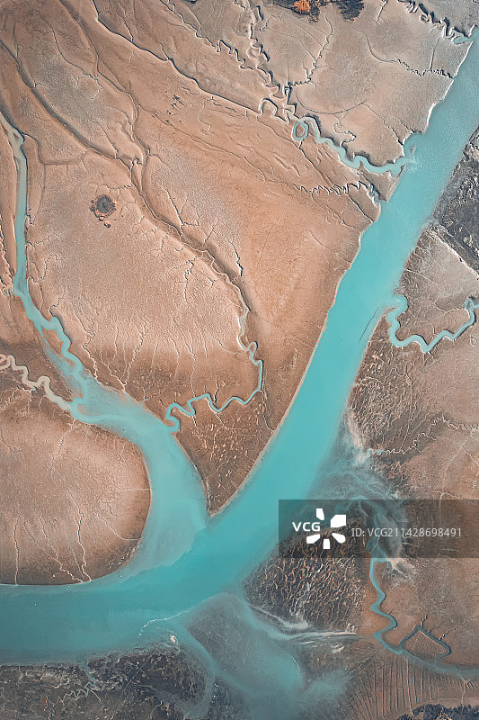 从空中鸟瞰江苏南通通州湾滩涂图片素材