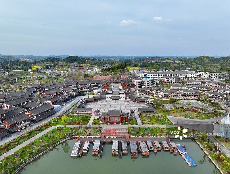 四川省南充市南部县八尔湖风景区航拍图片素材