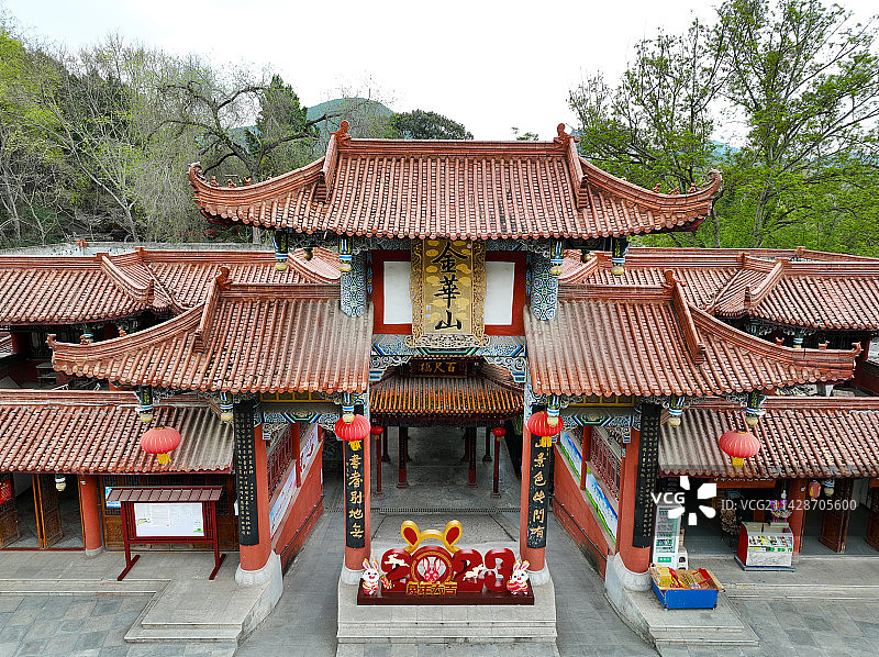 四川省遂宁射洪市陈子昂故里读书台金华山航拍图片素材