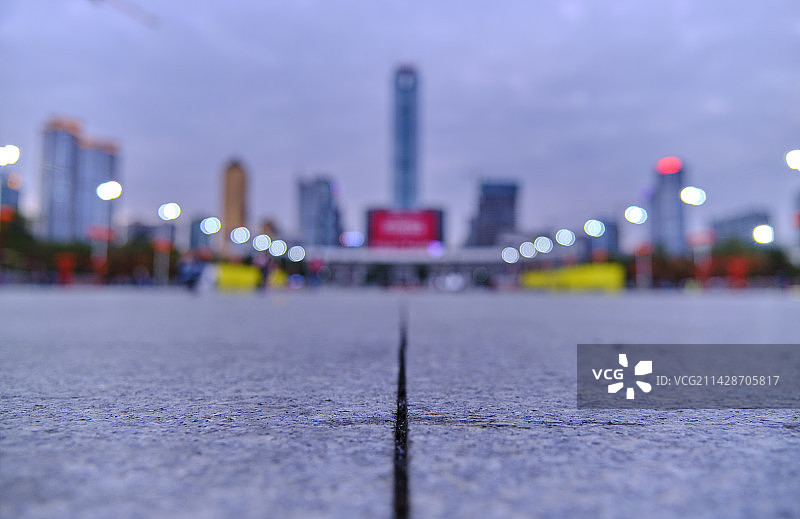 广州天河体育中心广场夜景灯光图片素材