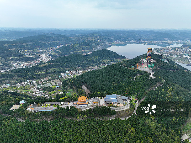 四川省遂宁射洪市花果山森林公园平安风景区登云寺航拍图片素材