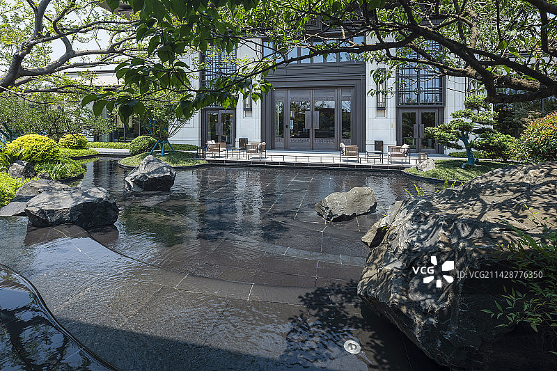 中式现代建筑花园图片素材