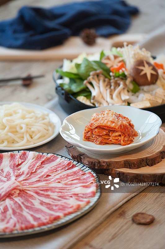 美味的寿喜锅火锅牛羊肉图片素材