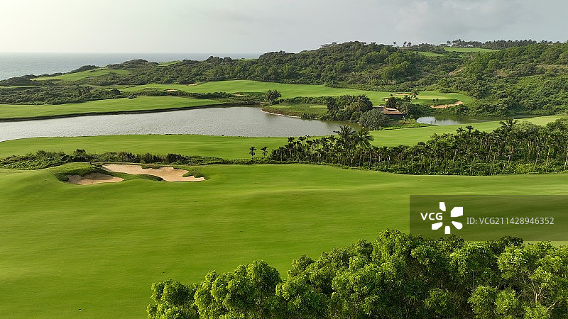 中国唯一世界百佳球场—山钦湾高尔夫俱乐部航拍图片素材