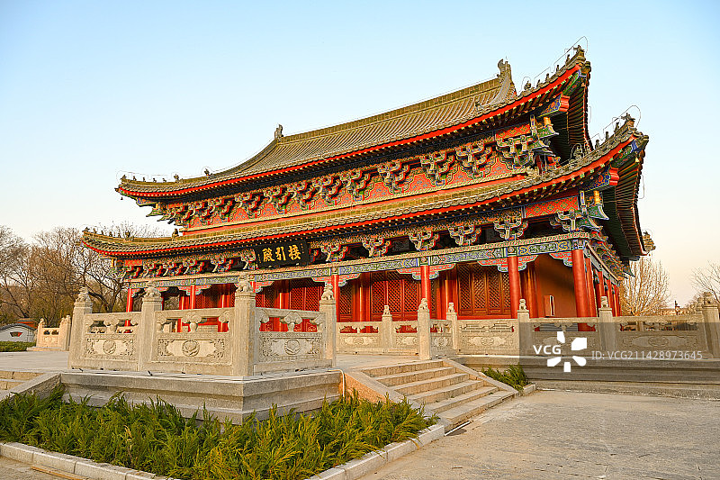 中国开封铁塔公园接引殿佛教古建筑图片素材