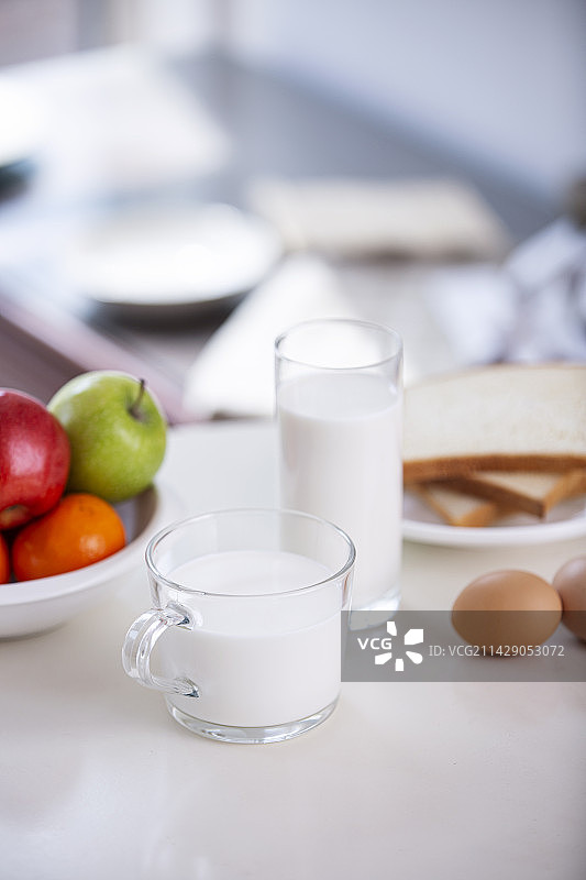 丰富的早餐图片素材