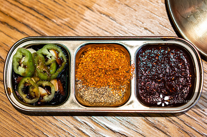 烤肉蘸料调味品干碟辣椒餐饮图片素材