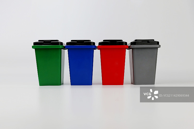 垃圾分类垃圾桶图片素材