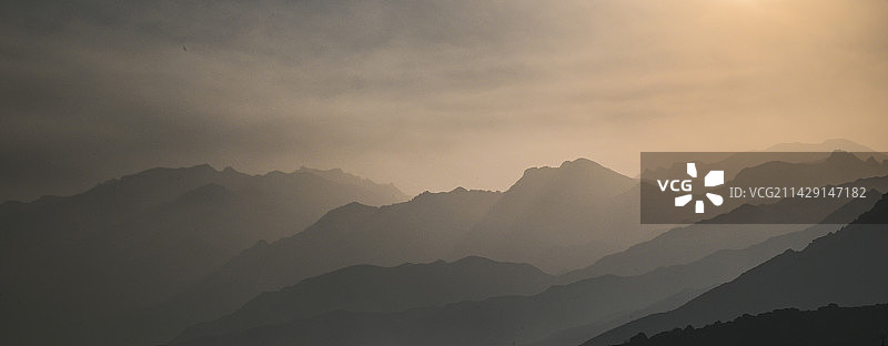 层峦叠嶂图片素材