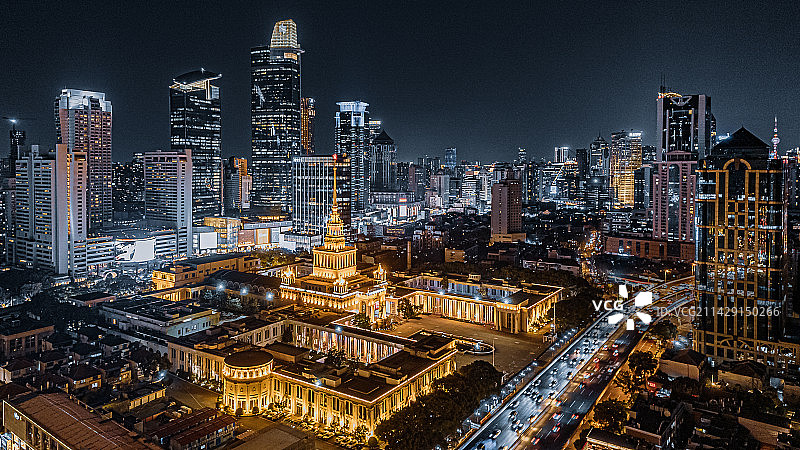 航拍上海展览中心夜景图片素材