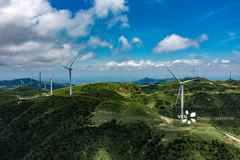 航拍湖南郴州仰天湖大草原图片素材