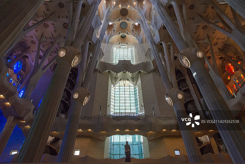 西班牙巴塞罗那高迪建筑作品圣家堂教堂图片素材