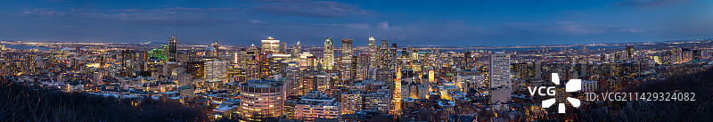 蒙特利尔城市夜晚全景图图片素材