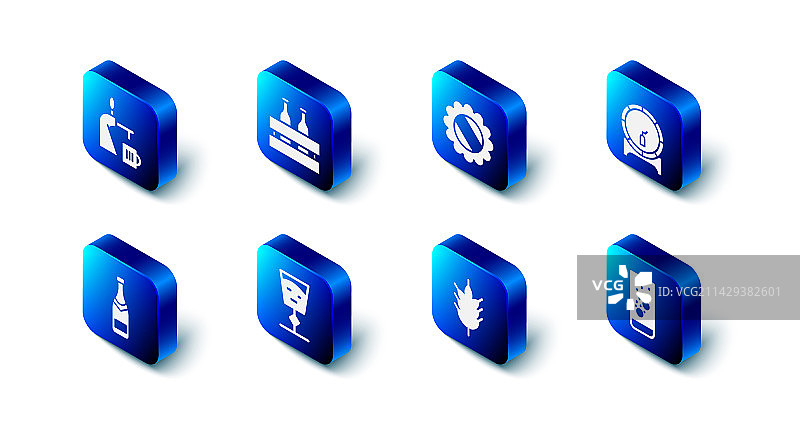 啤酒瓶、瓶盖和木制容器套装图片素材