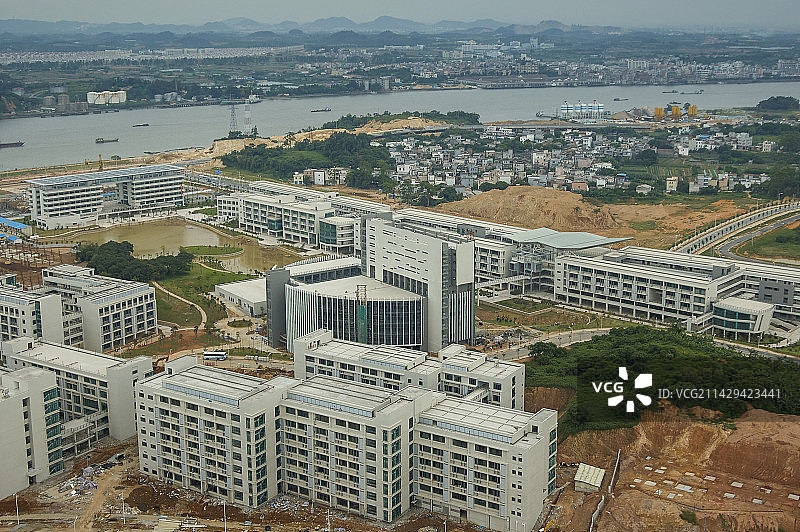 航拍，番禺区，小谷围岛，刚建成启用的广州大学城，保留的村庄，古村，贝岗村，穗石村，北亭村，南亭村图片素材