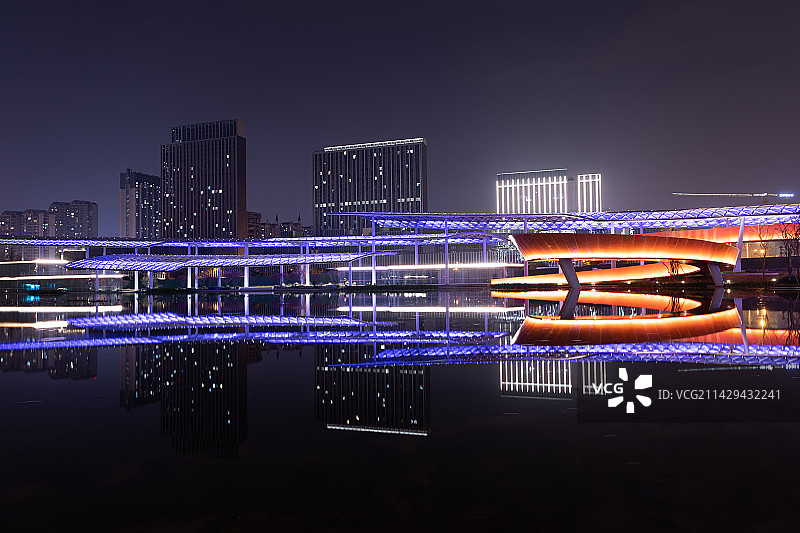 成都新川之心中央公园西区夜景图片素材