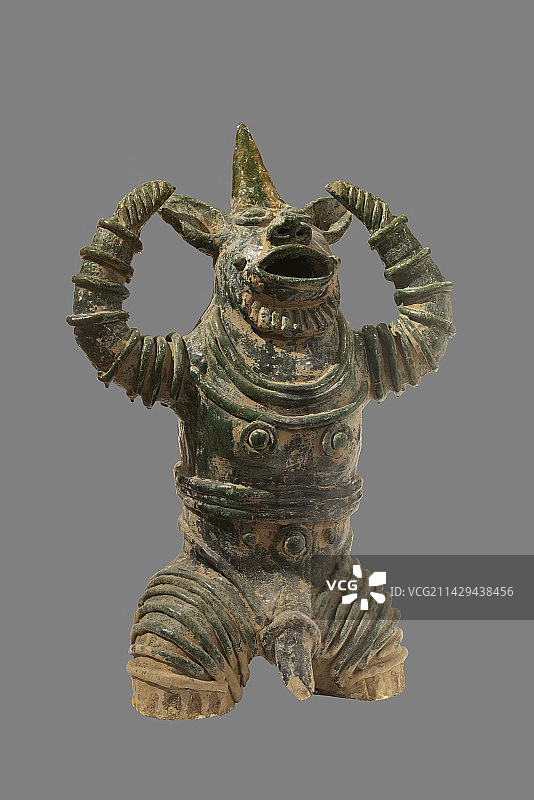 唐三彩瓷器，镇墓兽图片素材