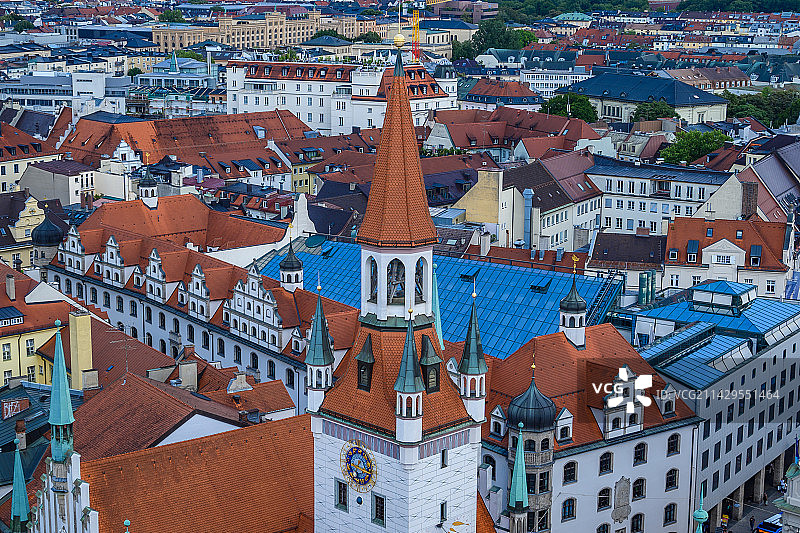 小教堂尖屋顶图片素材