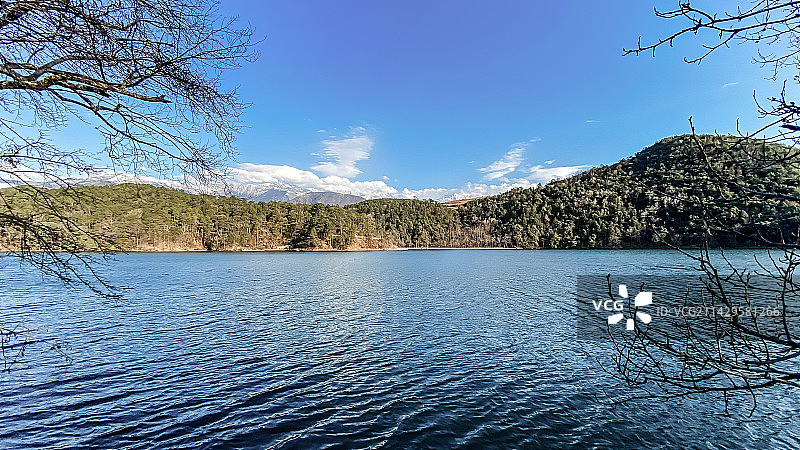 彝景风情（孟获城+彝海）图片素材