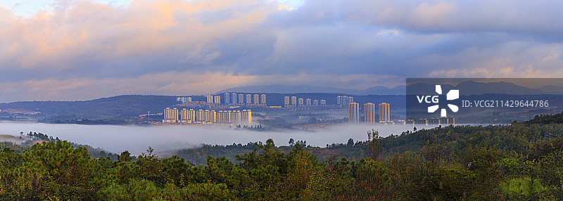 安宁景点   太平新城  晨雾图片素材