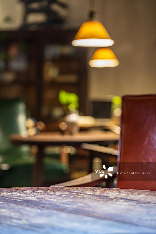 餐厅木桌特写图片素材