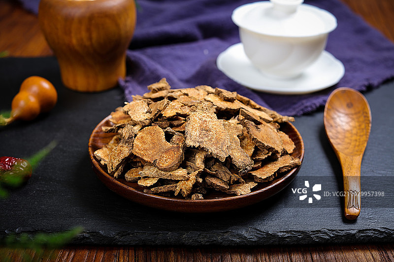 传统中医中草药材苍术图片素材