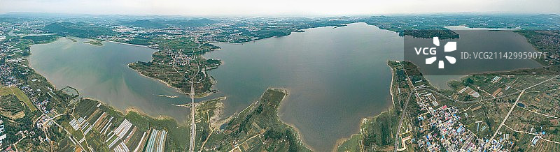 鸟瞰山东省临沂市兰陵会宝岭水库图片素材