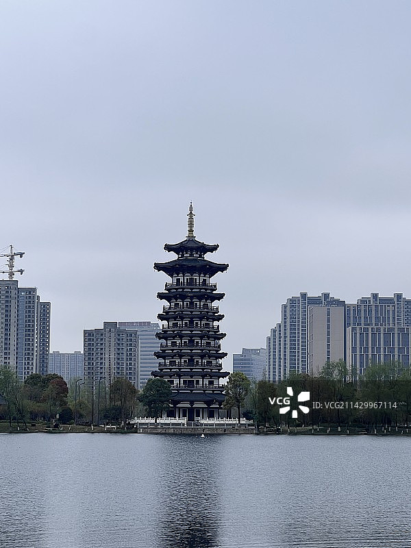 白鹭塔图片素材