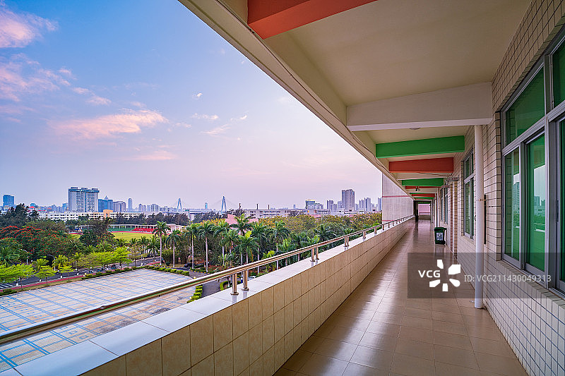 海南大学八教图片素材