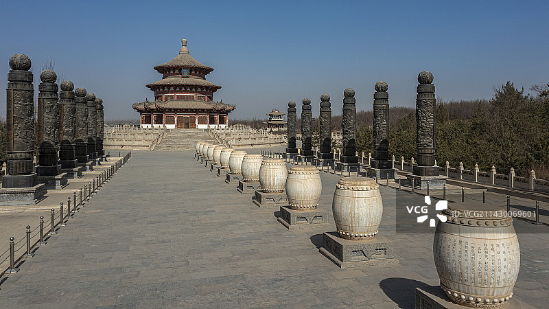 宁夏青铜峡地标航拍初春20230327图片素材