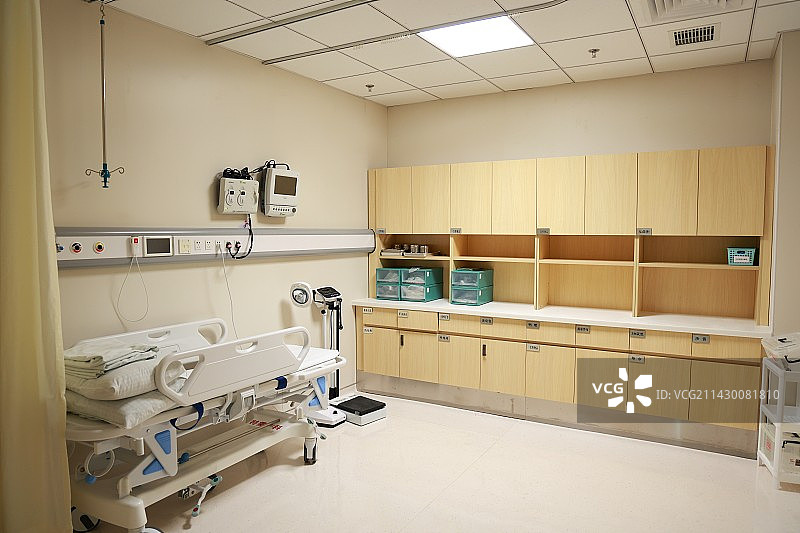 高标准建设的妇产医院内景-护士站VIP病房检查室育儿室黄疸治疗箱图片素材