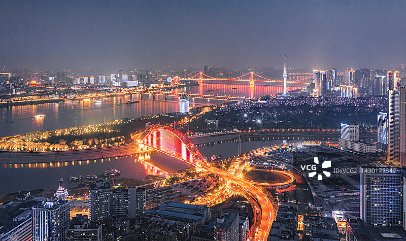 武汉晴川桥夜景图片素材