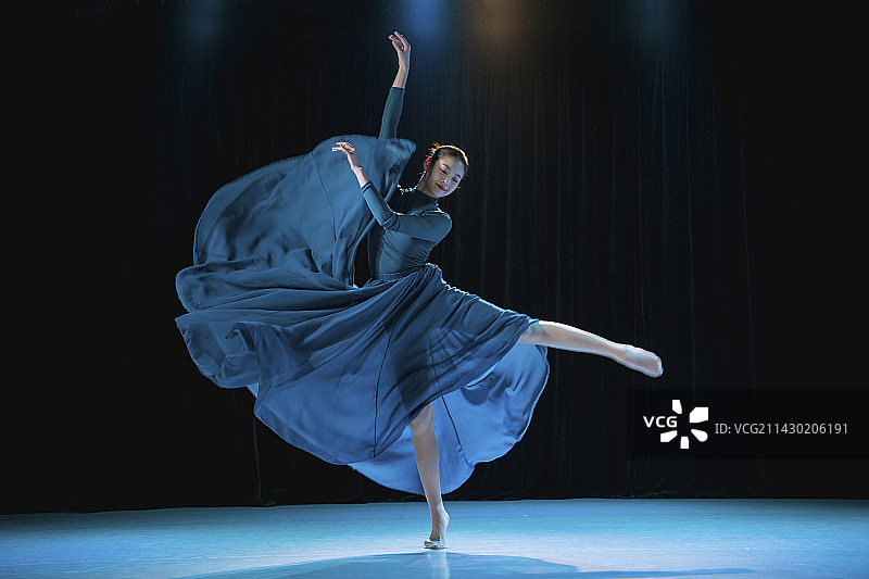 跳舞的舞者图片素材