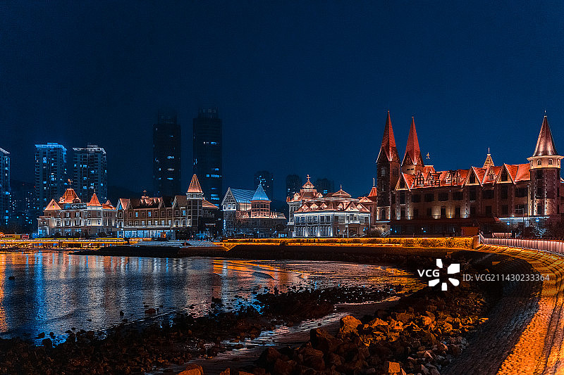 烟台渔人码头夜景图片素材