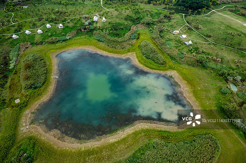 重庆广阳岛露营基地图片素材