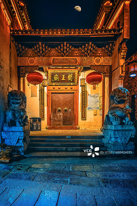 春日夜色光影中的关王庙+高淳老街（南京）图片素材