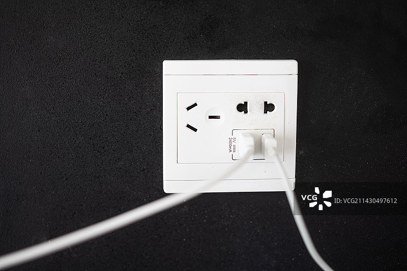 墙上的插线面板图片素材