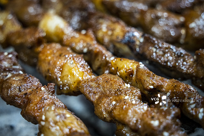 中国传统美食碳烤肉串图片素材