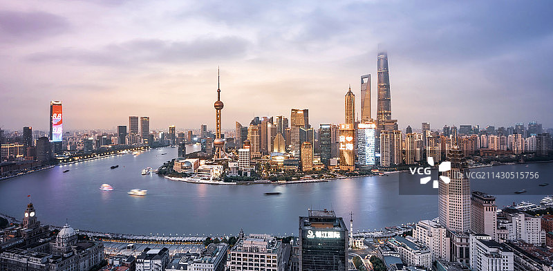 空中俯拍上海陆家嘴城市风光图片素材