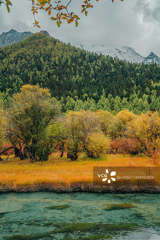 川藏线甘孜稻城亚丁风光图片素材