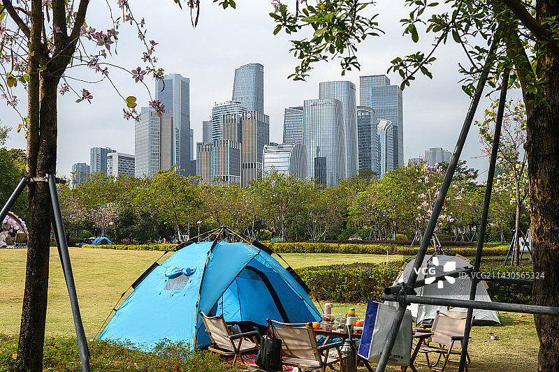 春天深圳桂湾公园户外露营图片素材