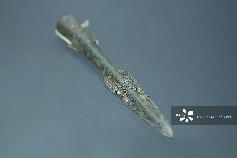 考古出土，古蜀文化：战国【铜矛】重要文物图片素材