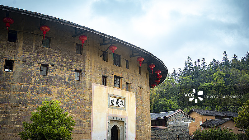 福建永定土楼景区的振成楼图片素材