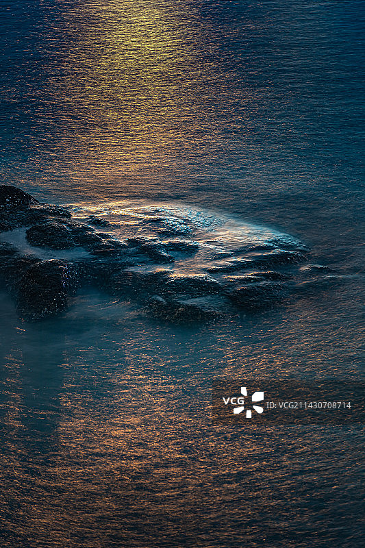 海边岩石图片素材
