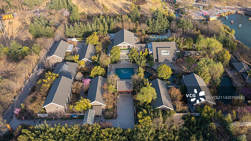 郑州荥阳植物园春天建筑城市图片素材