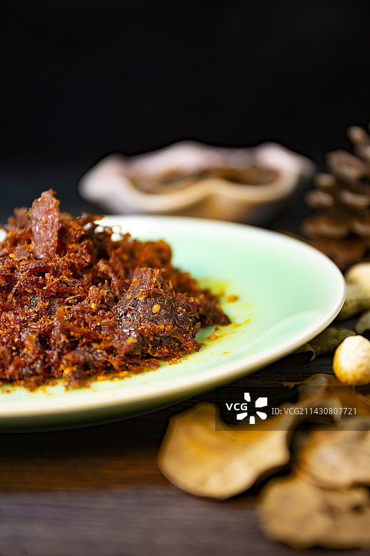 静物摄影麻辣牛肉丝灯影牛肉丝图片素材