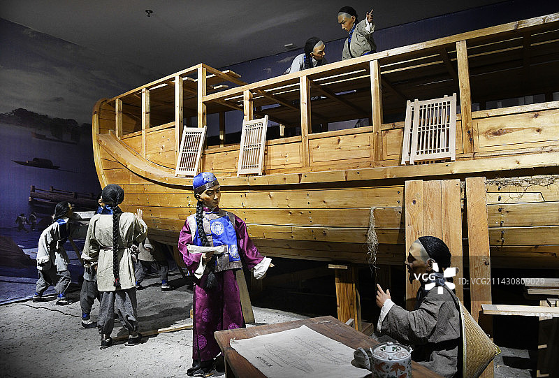 江苏淮安中国漕运博物馆仿实景物和塑像《清江漕船厂》图片素材