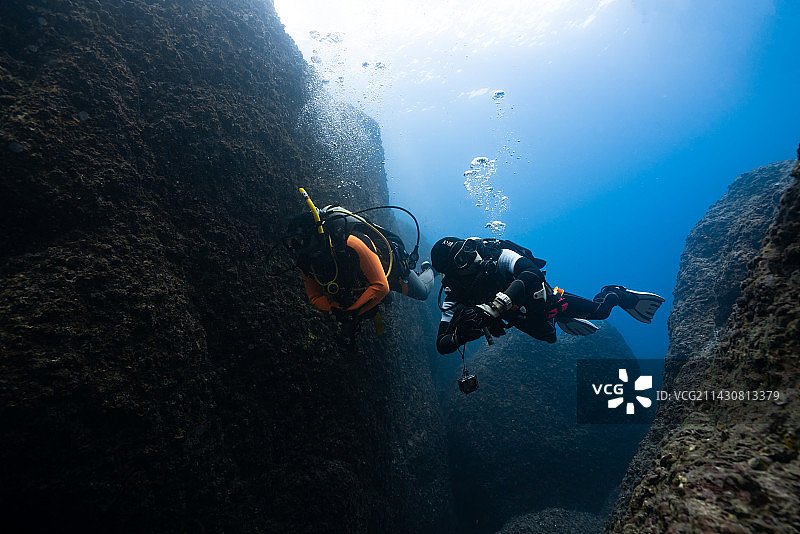 水肺潜水图片素材
