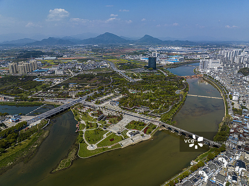航拍安徽省黄山市歙县县城风光图片素材